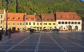 4 Rooms Piata Sfatului