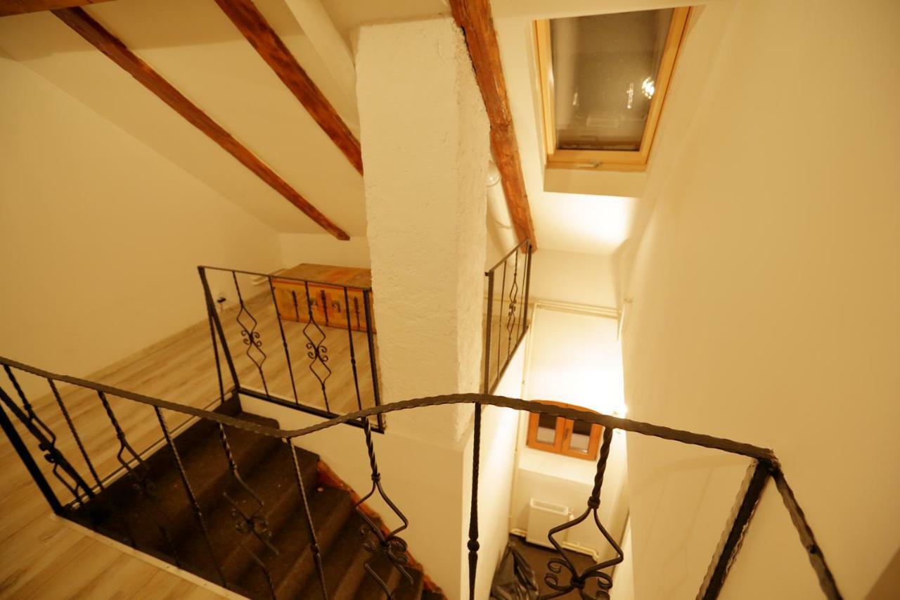 4 Rooms Piata Sfatului Braşov Extérieur photo